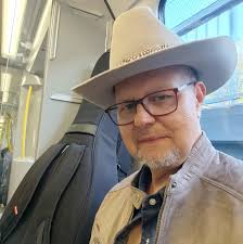 Merry Christmas Eve everybody! Last night we were performing a #soldout  Christmas show at Dimitriou's Jazz Alley in Seattle, then a 3:30am hotel  lobby call, 6:00am flight to Charlotte, and we got