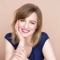 Rachel Nicholson's Instagram, Twitter & Facebook