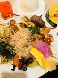 This kota kinabalu hotel also offers tour/ticket assistance, concierge services, and laundry facilities. Sky Hotel Kota Kinabalu Green Table Kota Kinabalu Restaurant Happycow