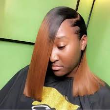 Tranças novas tendências micro twist por 12mil kz também faço ao  domicílio,tudo com o meu material WatsApp e marcações 938707183