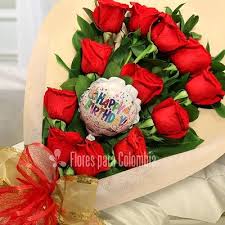 Nesse vídeo vamos confeccionar flores e ramos para colocar nas nossas peças de crochê. Flowers Bouquet Gift Valentines Flowers Modern Flower Arrangements