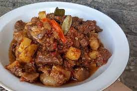 Resep krengsengan selain dengan daging sapi bisa juga memakai kambing, ayam, ati rempela atau ampela, masakan krengsengan asli memakai petis sebagai bahan . Resep Praktis Krengsengan Daging Kentang Tanpa Petis Womantalk