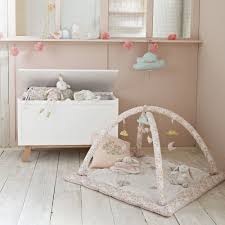 Tapis D Eveil Carre Motif Liberty 90x90 Maisons Du Monde Chambre Bebe Maison Du Monde Chambre Bebe Chambre Bebe Meuble