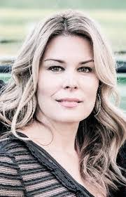 Patty Shipley's Instagram, Twitter & Facebook