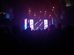 At the disco qui avec leur nouvel album pray for the wicked sorti en juin 2018, sont en train. A R I Z O N A S Concert Tour History Concert Archives