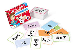 Pour gagner la course de chevaux, tu dois donner le résultat des multiplications affichées. 10 Jeux De Cartes En Une Seule Boite Pour Apprendre Les Tables De Multiplication