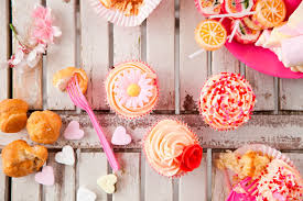 Me encantaría sentarme en la misma mesa que los peques #small&lowcost ideas diy para decorar. Inspirate Mesas Dulces Para Chicos Y Grandes