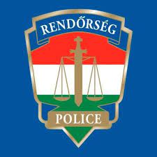 One rendőrség care behind some cones. Magyar Rendorseg On Twitter Ez Az Autos Egy Busz Elott Probalkozott Buntetofekezessel De Koccanas Lett A Vege Tettet Kesobb Egy Kutyaval Magyarazta Ami Kifutott Ele Mi Nem Lattuk Es Ti Neki Is