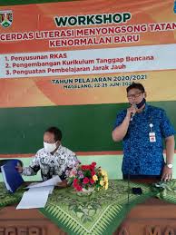 Jalan pierre tendean no.8 pos 56116. Smpn 7 Magelang Cerdas Literasi Menyongsong Era Kenormalan Baru Magelangekspres Com