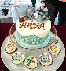 Birthday Cake On Fire Meme Arya Stark And Nymeria S Birthday Cake A Song Of Ice And Fire Game Of Thrones Cake Game Of Thrones Birthday Cake Cake