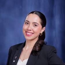 I am honored to announce that I am taking part in an amazing Dental  Externship Series with FutureDMD.