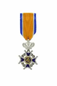 Bij een koninklijke onderscheiding op koningsdag: Ridder In De Orde Van Oranje Nassau Onderscheidingen Koninklijke Onderscheidingen