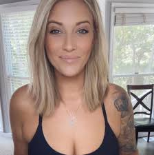 Recommendations for travel agents?! Preferably someone you have actually  used in the past! TYIA❤️