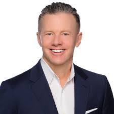 Gary Ponce's Instagram, Twitter & Facebook