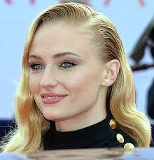This is a blog dedicated to the beautiful and amazing british actress sophie turner, best known for her role as sansa stark in the hbo fantasy tv show game of thrones and the upcoming marvel film. Sophie Turner Wikipedia