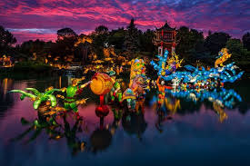 7 Things To Do On Thanksgiving Weekend 2015 In Montreal Life Things To Do In Montreal Garden Of Lights Montreal Botanical Garden Garden Lanterns