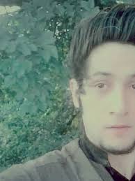 Hello, I'm Mozzam from Pakistan. Model: Mozzam Location: Dubai and Abu Dhabi