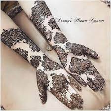 Still searching for latest mehndi designs to wear nowadays? Top 31 Dainty Engagement Mehndi Designs For Bride