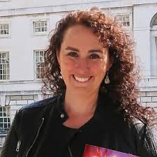 Amazon.com: After the Sirens: 9781665066624: Farrell, Sharon, Pressley,  Brittany: Books