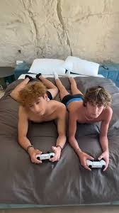 @KelvinXCharlies video Tweet