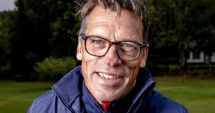 Koss didn't like talking to reporters before races. Mesternes Mester Derfor Flyttet Han Hjem