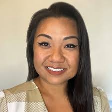 Jessica Dutcher's Instagram, Twitter & Facebook