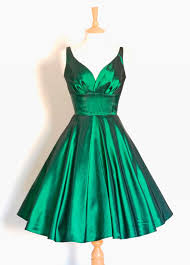 Emerald Green Taffeta 50s Sweetheart Swing Dress Made By Dig Etsy Emerald Green Cocktail Dress Homecoming Dresses Green Cocktail Dress