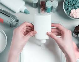 как сделать слайм из канцелярского клея и тетрабората натрия Slajm Iz Zhidkogo Kleya Svoimi Rukami Ingredienty I Recepty