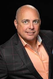 Doug Otto's Instagram, Twitter & Facebook