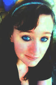 Cassandra Willard's Instagram, Twitter & Facebook