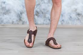 Tongs Birkenstock Medina Couleur Brun Pour Homme En Cuir Naturel Habana Bk046371 Birkenstock France Kairo