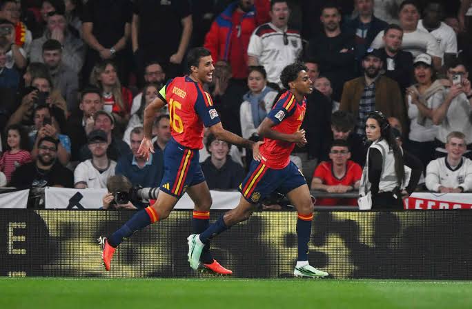 Num joga&ccedil;o, a Espanha vence a Inglaterra em Wembley
