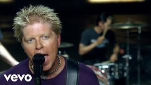Aerosmith Falling In Love Is Hard On The Knees Video The Offspring Can T Repeat Music Videos Good Music Music Songs