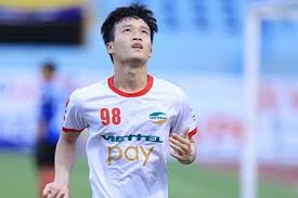 Son of nguyễn hoàng and private user husband of private user brother of. Nguyá»…n Hoang Ä'á»©c Cáº§u Thá»§ Ä'Æ°á»£c Tiáº¿n Cá»­ Len Ä't U23 Viá»‡t Nam La Ai