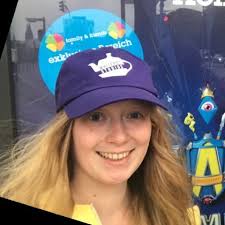 Vicky Potts's Instagram, Twitter & Facebook