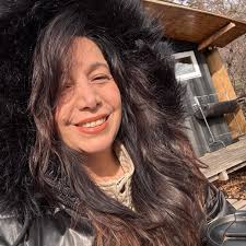 Someone sent me a request for “Mama He's Crazy” yesterday and it sent me  down a @thejuddsofficial rabbit hole this morning. I have always said that  if aliens landed