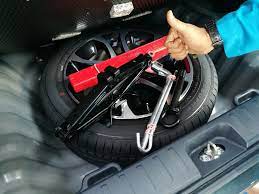 Apa ada dalam bonet kereta. 10 Panduan Mudah Untuk Periksa Kenderaan Sebelum Pergi Bercuti Libur