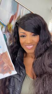 It’s time to unwrap my holiday gift from @gettingclosereveryday_ This  beautifully curated box is packed with natural, healthy, and practical  products that fit seamlessly into daily life—and each one ...