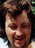 Người đàn ông bỗng dưng bị biến thành "phụ nữ"