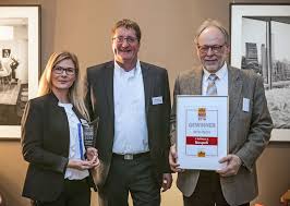 Nespoli said of a group that includes 250,000 retirees who would immediately be affected when the transition was made. News