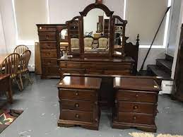 Check spelling or type a new query. Broyhill 5 Piece Bedroom Set Tom Hall Auctions Inc