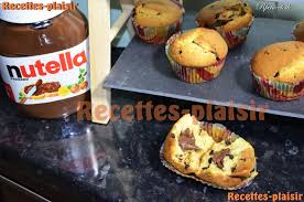 Muffins Fourres Nutella Aux Pepites De Chocolat Recettes Plaisir Rpetiteetoile En 2020 Nutella Alimentation Pepite Chocolat