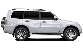 Estoy interesado en el nuevo toyota land cruiser, y buscando alternativas he pensado en el mitsubishi montero. Comparison Mitsubishi Montero Gls 2017 Vs Toyota Land Cruiser Prado Gx 2017 Suv Drive