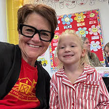 Melissa Kissee's Instagram, Twitter & Facebook