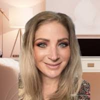 Sarah Schuyler's Instagram, Twitter & Facebook