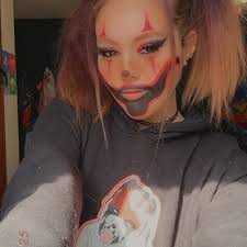 So i heard there's showers at the gathering! That's awesome! Are they  cleaned and sanitized? Is the water warm constantly? If there's a line  outside to take is it a quick wait