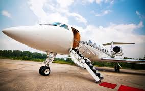 Cabin Crew Jobs For Private Jets At Www Trainingsolutions Ch Jet Prive Jets Prives De Luxe Jet