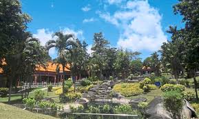 The longest dragon statue in malaysia is located here. Double Spring Advantage The Star