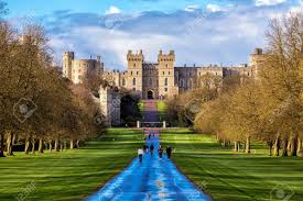 Cela signifie que vous pouvez l'utiliser et le modifier pour vos projets personnels et commerciaux. Chateau De Windsor Angleterre 22 Mars 2017 Paysage Exterieur Du Chateau Medieval De Windsor Le Chateau De Windsor Est Une Residence Royale A Windsor Dans Le Comte Anglais De Berkshire Banque