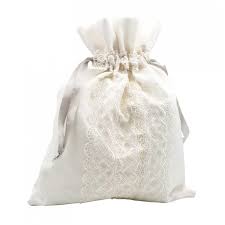 Limosnera 923300 sf , limosnera para novia en tono beige. Lismonera De Raso Blanco Con Encaje Para Novias Muy Amplia Y Elegante
